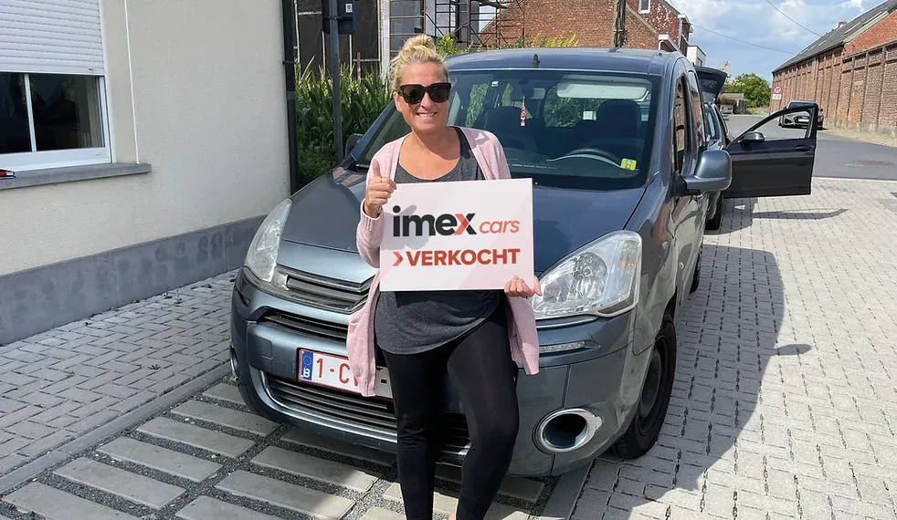 Vrouw silhouet promotie Imex Cars – verkoop je auto eenvoudig in België